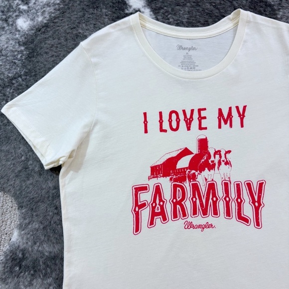 NWT Wrangler I Love My Farmily T-Shirt - Picture 3 of 10